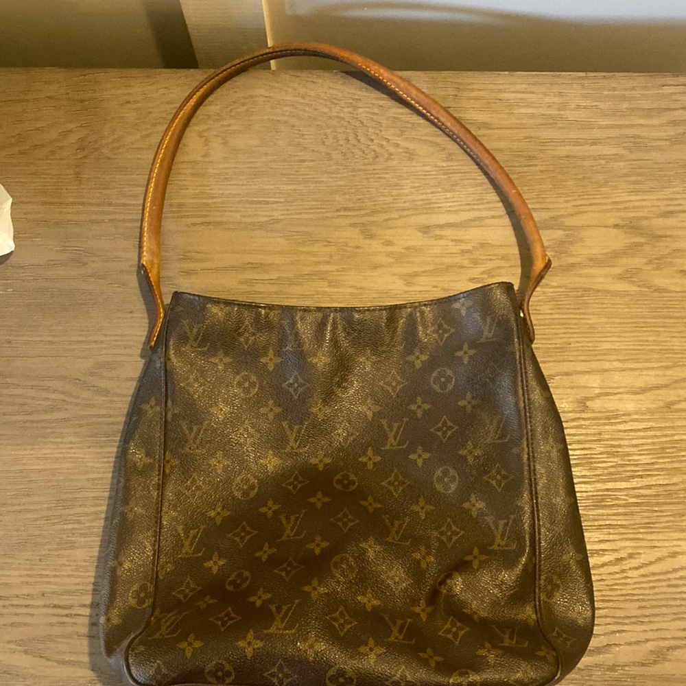 Heavily used Louis Vuitton…just offloading closet